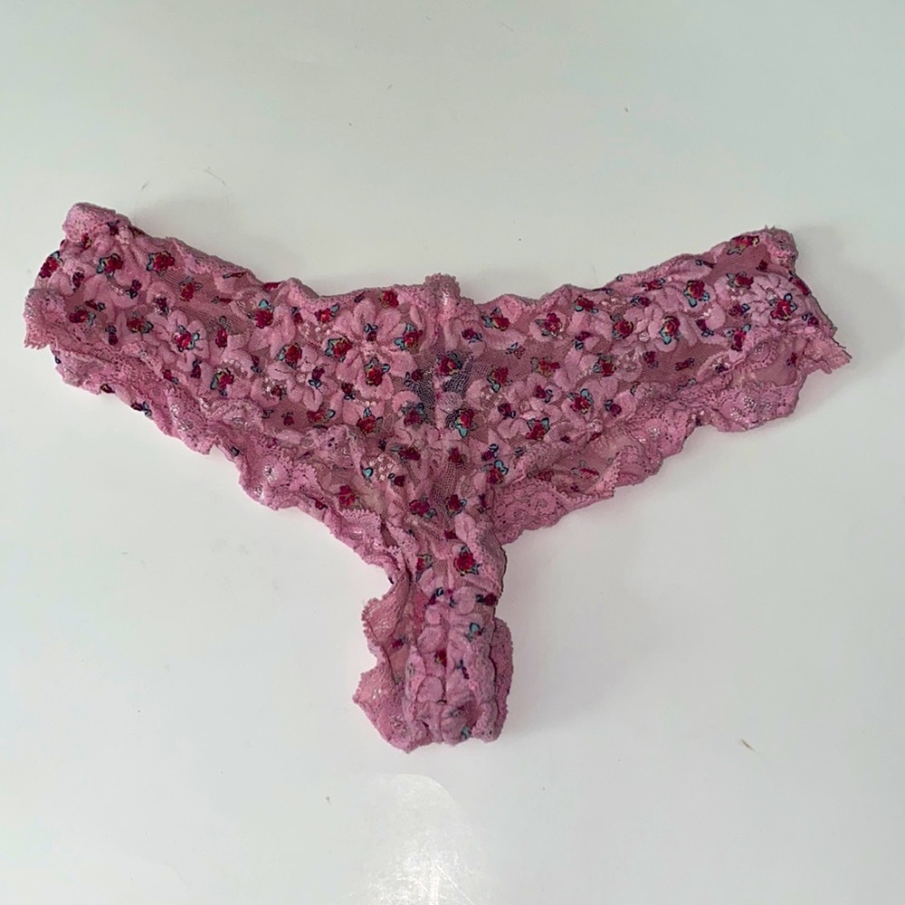 Sexy little things VS panty size: M